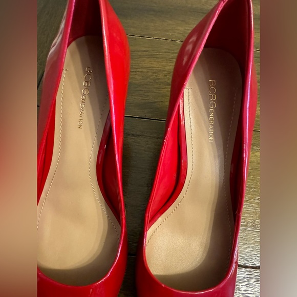 BCBGeneration Gaminkh-x Red Classic Womens Pumps Heels 10M - Picture 5 of 15